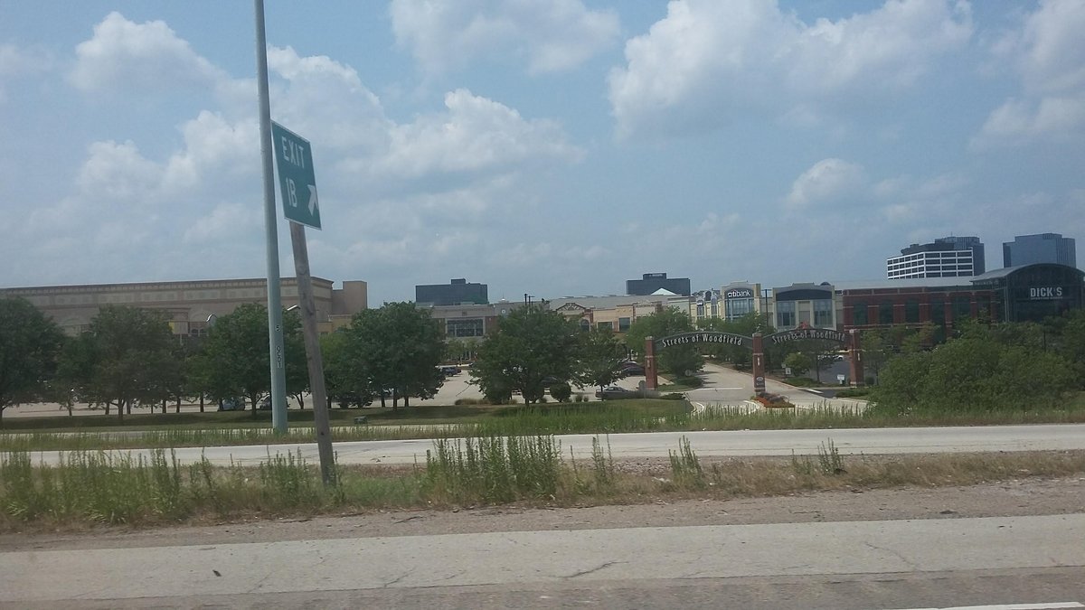 Schaumburg, IL - The Streets of Woodfield - Wikipedia